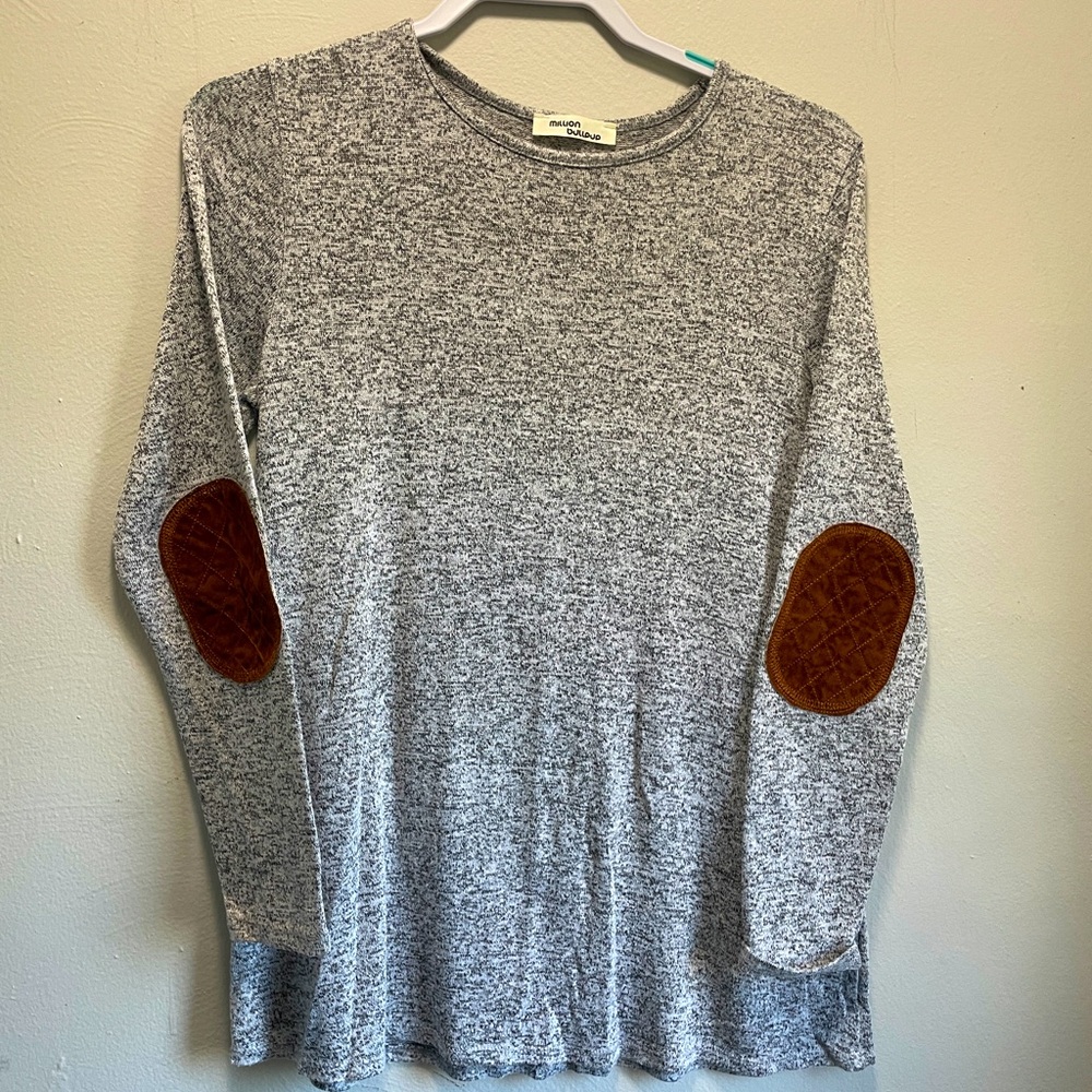 Women’s long sleeve shirt